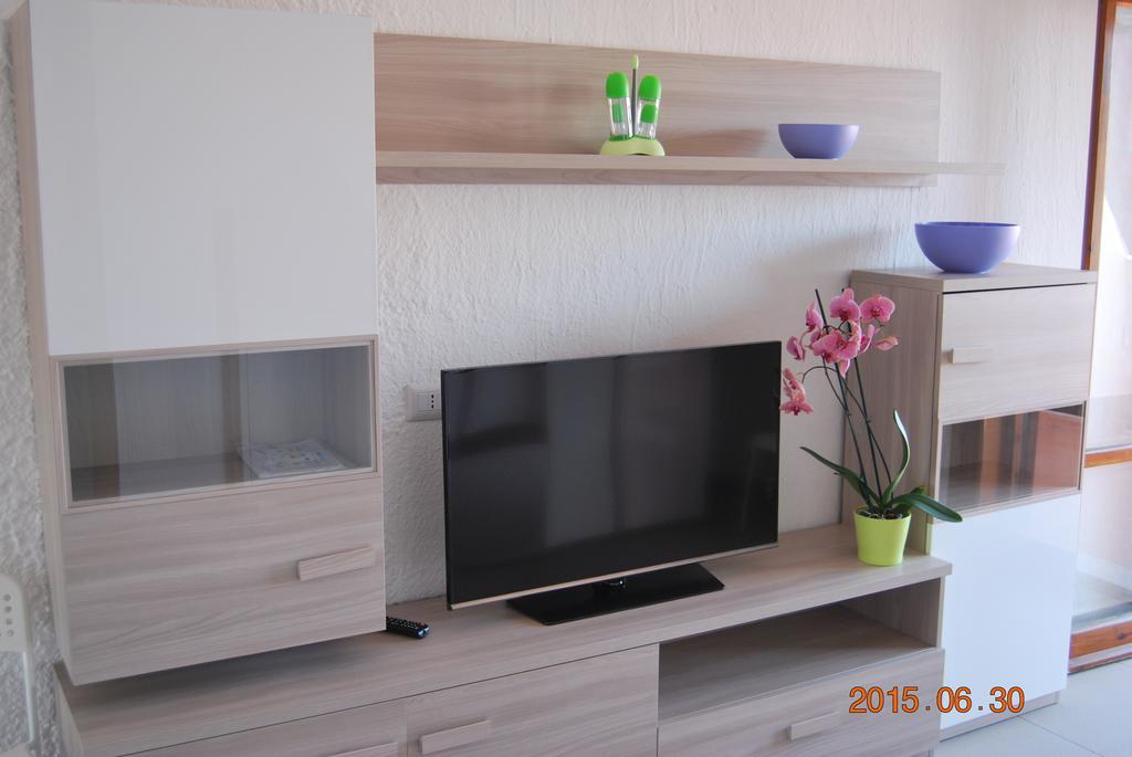 Baia Degli Dei Apartment Giardini Naxos Ruang foto