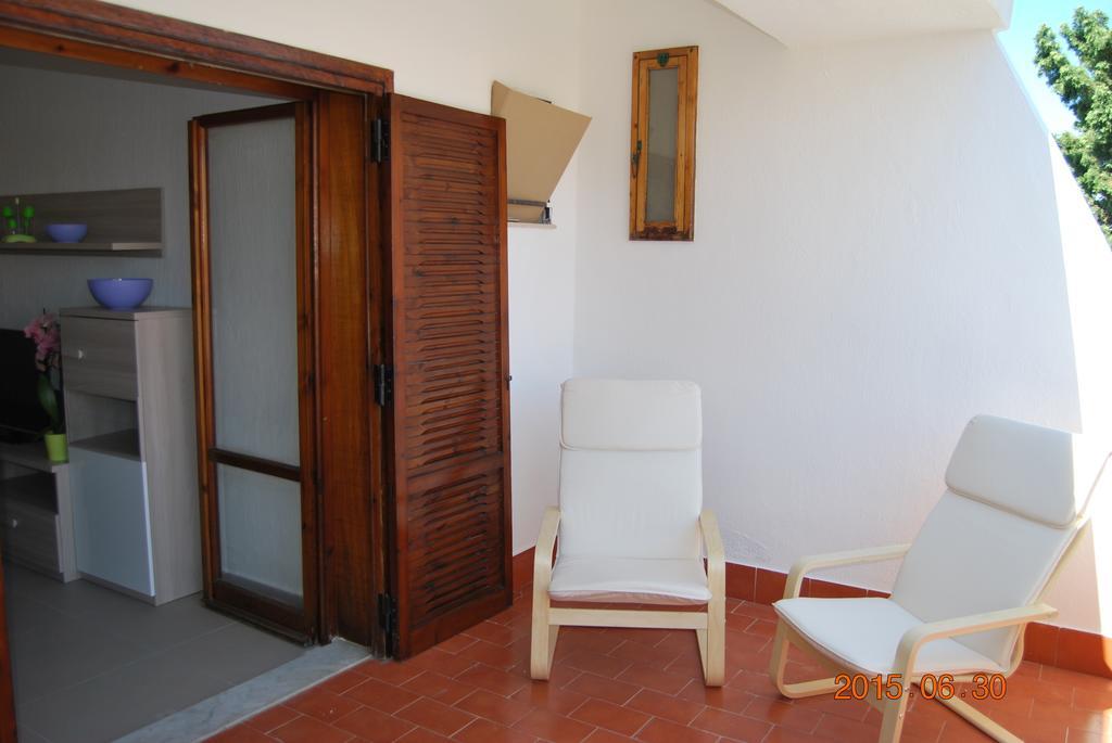 Baia Degli Dei Apartment Giardini Naxos Ruang foto